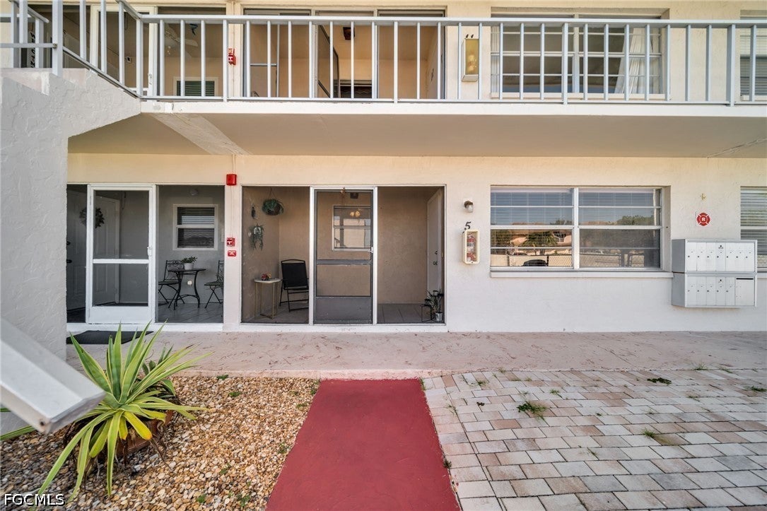 5210 Coronado Parkway 5