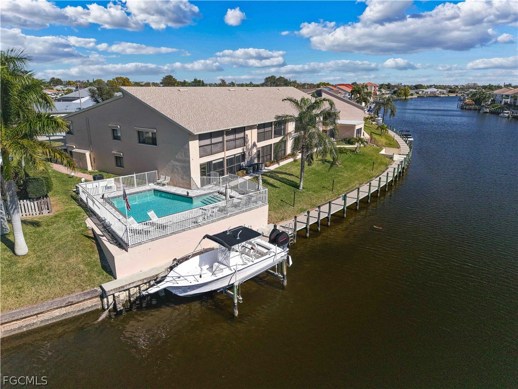 3714 SE 12th Avenue 203