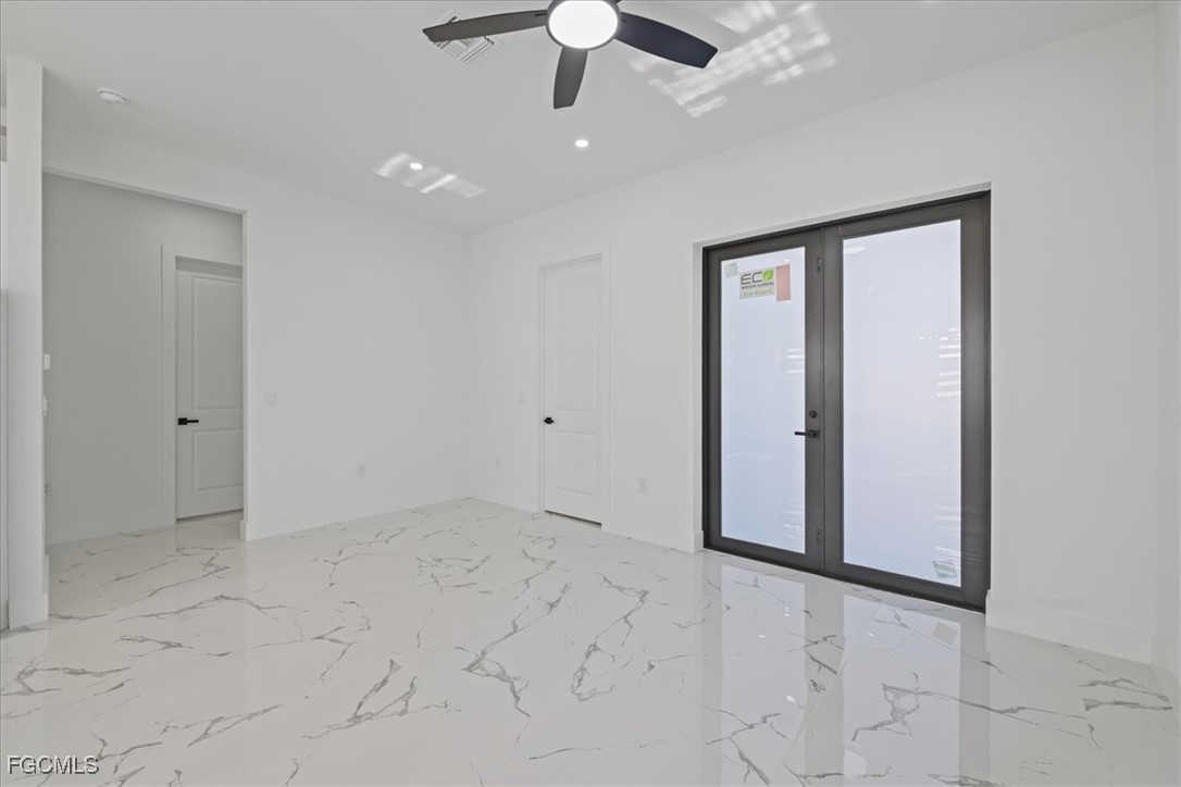 2537 Sunniland Boulevard