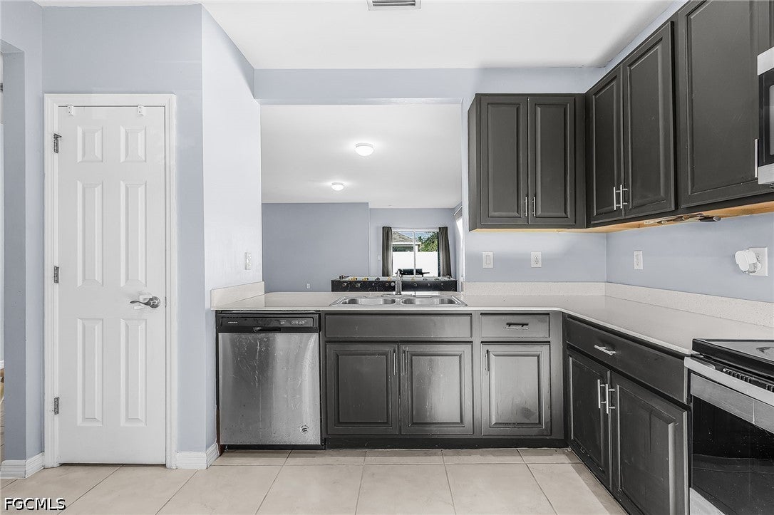 2624 SW 8th Court