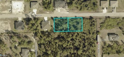 909 & 911 W 12th Street Lehigh Acres FL 33972