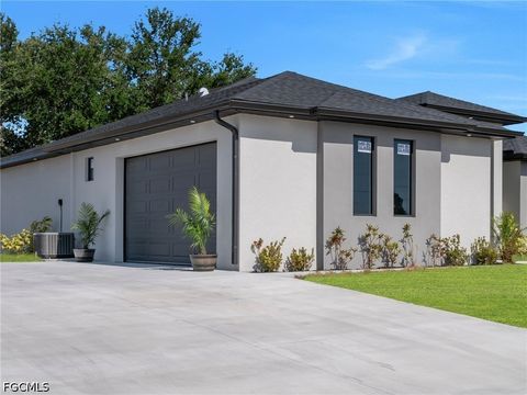 Tiny photo for 1201 NE 12th Place, Cape Coral, FL 33909 (MLS # 2026020070)