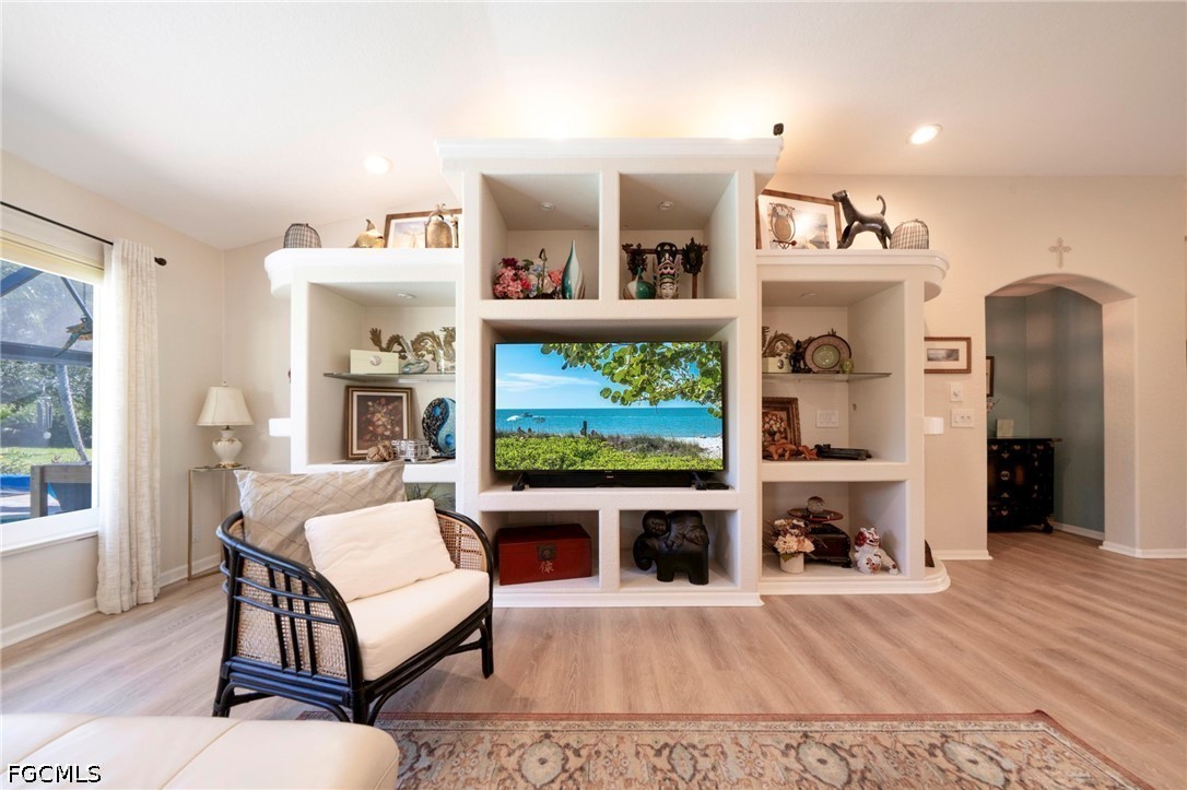4115 Cape Cole Boulevard