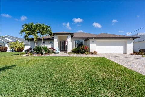 2533 SW 38th Terrace Cape Coral FL 33914