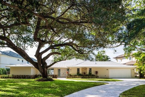 320 Bow Line Drive Naples FL 34103