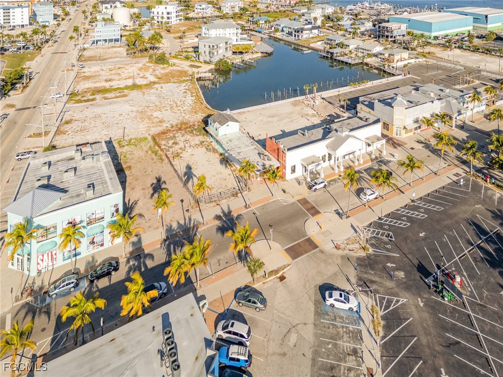 185 Old San Carlos Boulevard