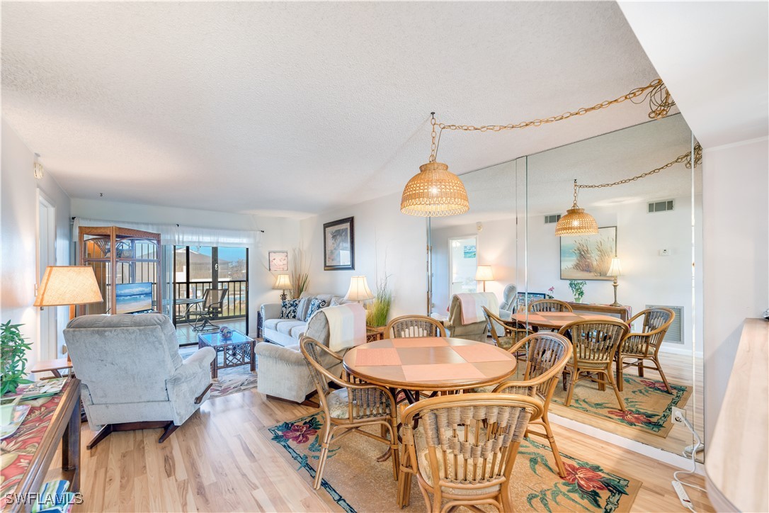 6665 Estero Boulevard 124