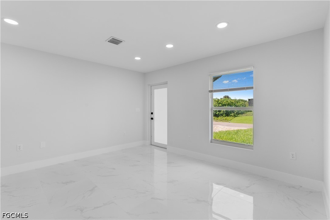 413 Eisenhower Boulevard