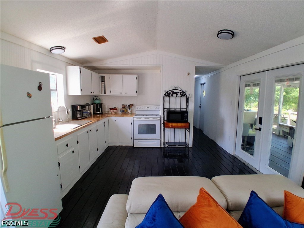 5320 Pioneer 8th Street
