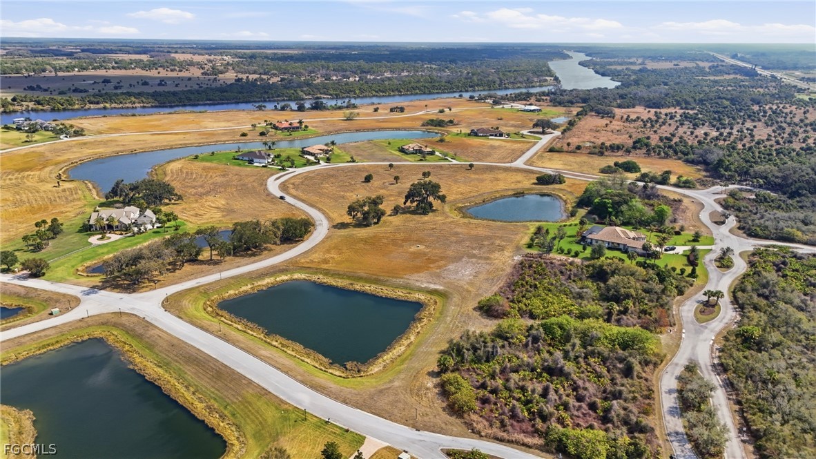 23000 Crookedwood Loop