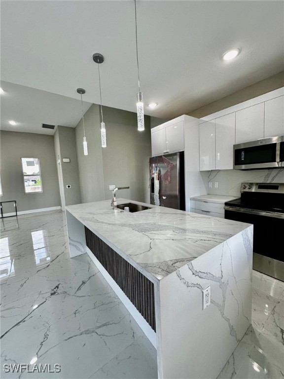 2810 27th Street SW