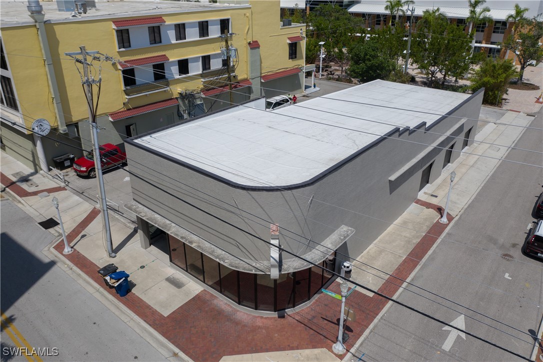 1529 Lee Street
