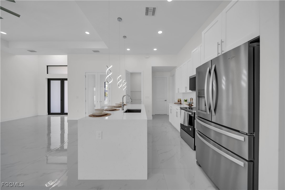 139 SE 2nd Avenue