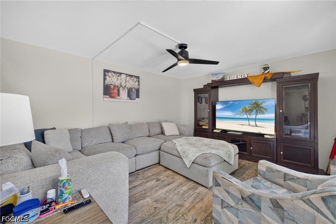 1448 Park Shore Circle 2