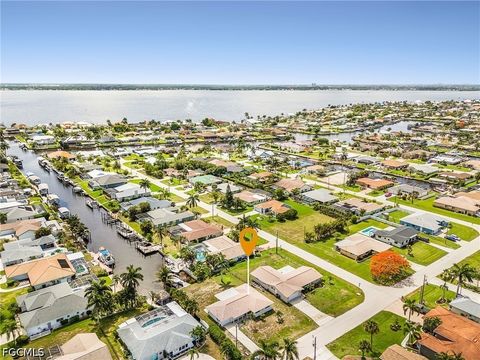 Tiny photo for 3009 SE 19th Place, Cape Coral, FL 33904 (MLS # 2026023245)