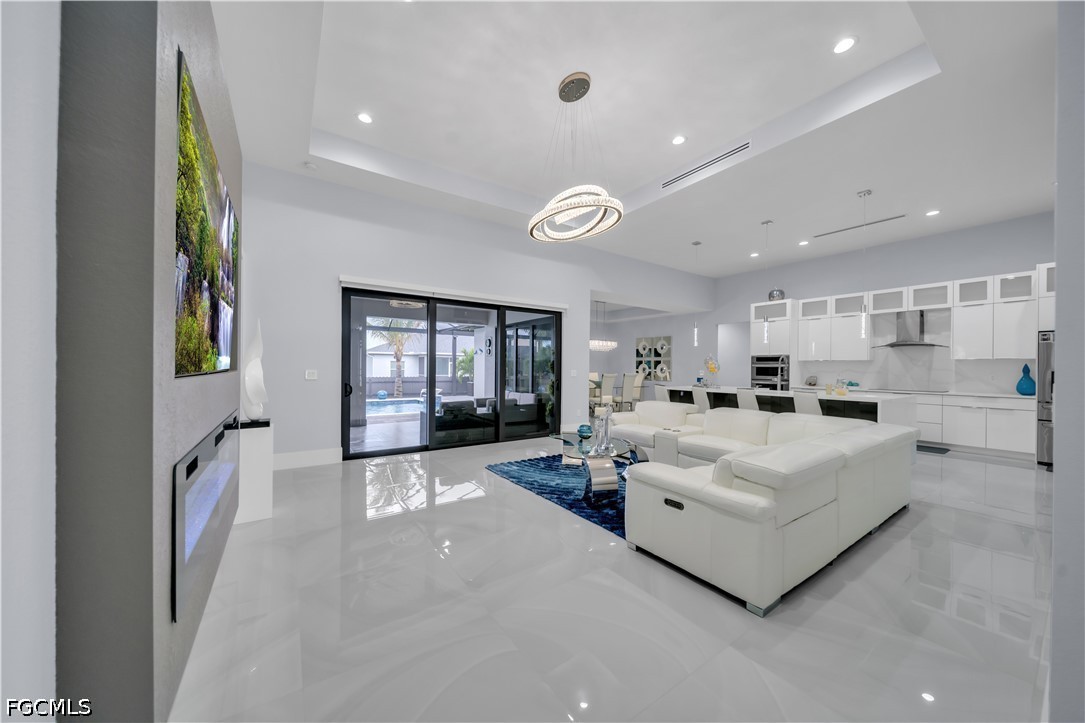 1612 NW 37th Avenue