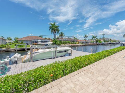 A home in MARCO ISLAND