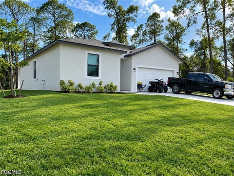 Photo of 8056 Sherwood Circle, Labelle, FL 33935 (MLS # 2026039317)