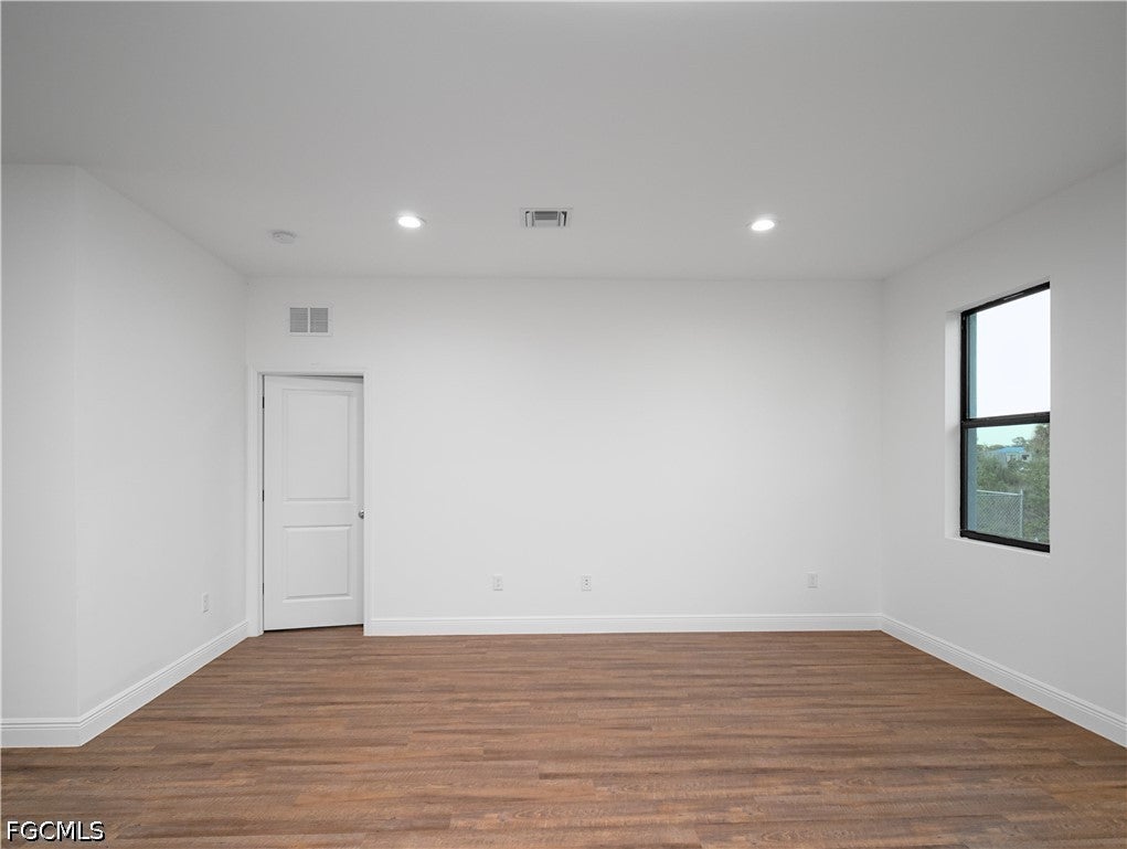 8056 Sherwood Circle