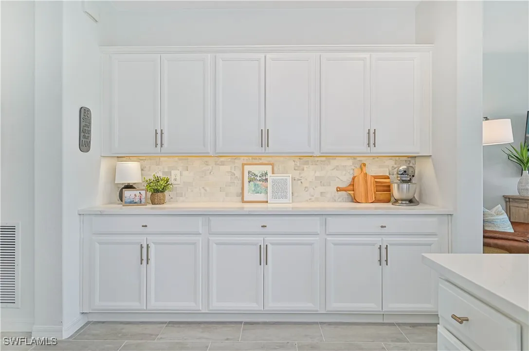 Alva, Florida 33920, United States, 3 Bedrooms Bedrooms, ,3 BathroomsBathrooms,Residential,Active,77771