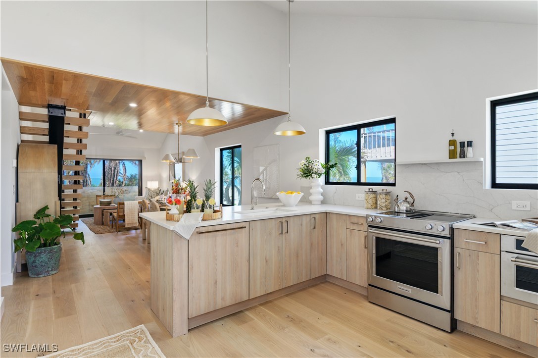 1411 Beach Cottages
