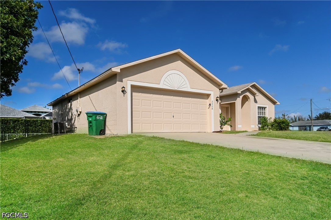 2908 SW 16th Place
