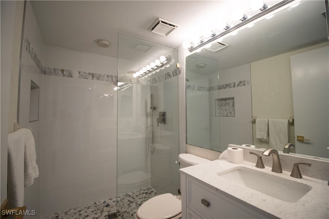 5585 Trailwinds Drive 314