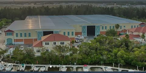 477 North Road Naples FL 34104