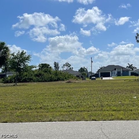 3113 - 3115 Santa Barbara Boulevard N Cape Coral FL 33993