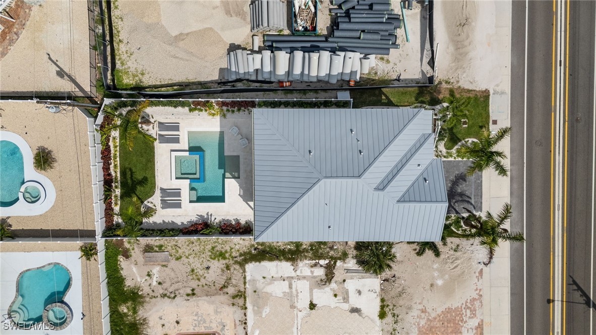 5583 Estero Boulevard