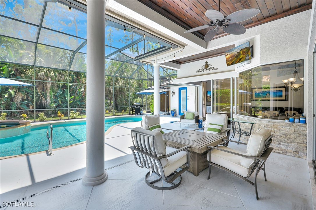 9833 Clear Lake Circle