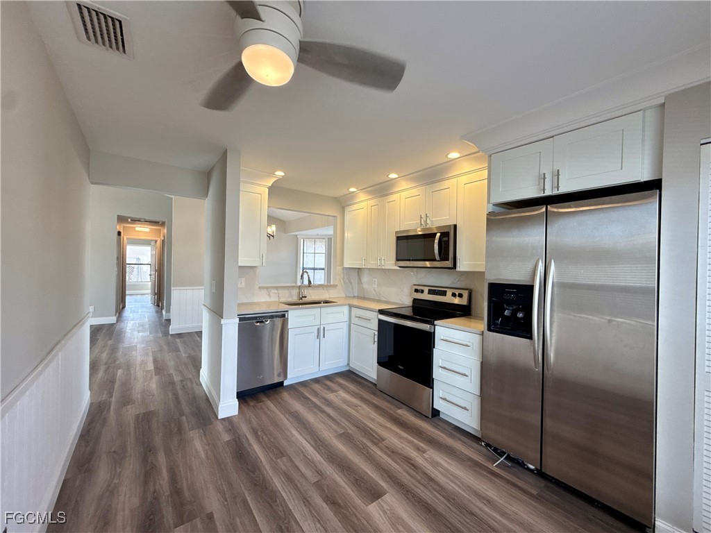 1038 NE Van Loon Terrace