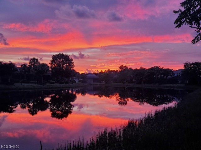 3811 Lakeview Isle Court