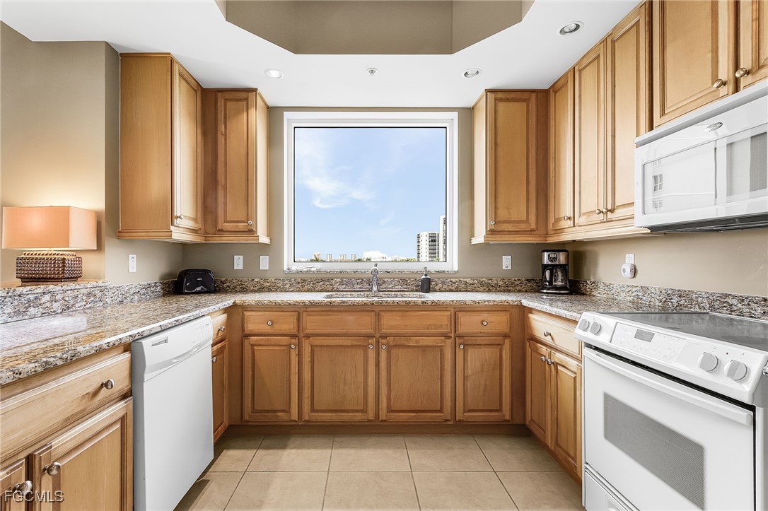 4182 Bay Beach Lane 756