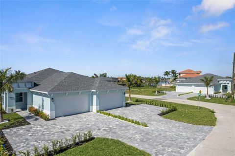 1105 SE 38th Street Cape Coral FL 33904