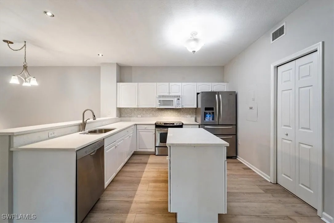 Naples, Florida 34119, United States, 3 Bedrooms Bedrooms, ,2 BathroomsBathrooms,Residential,Active,164577