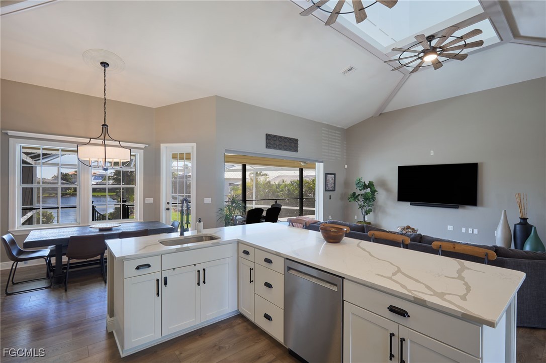 6090 Tidewater island Circle