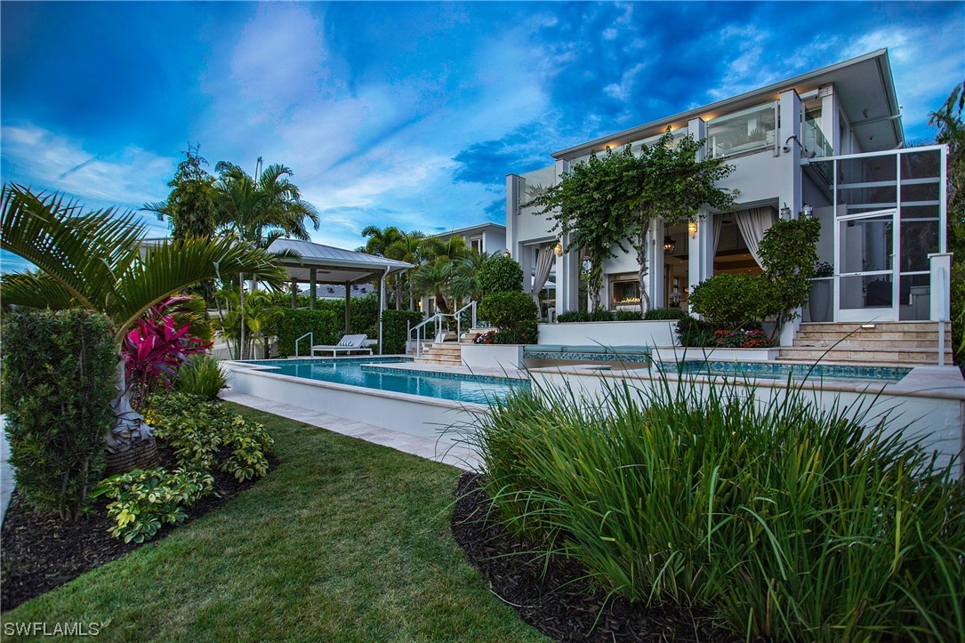 2290 Tarpon Road