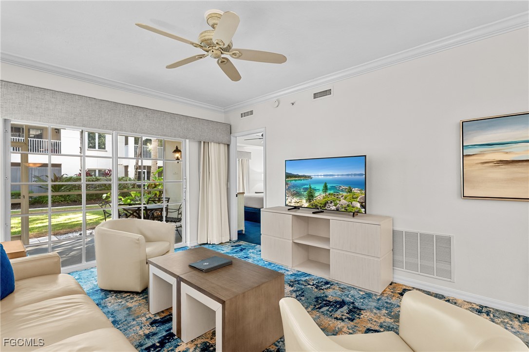 221 9th Street S 113