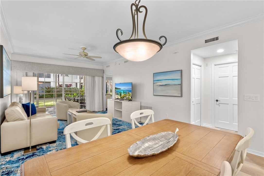 221 9th Street S 113