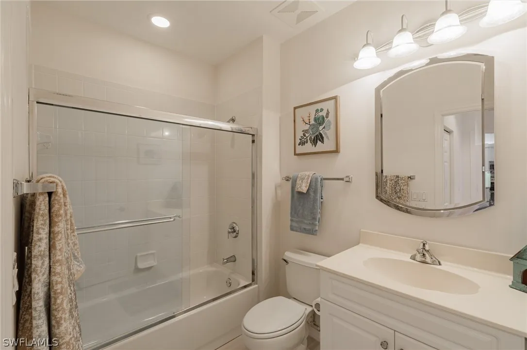 Naples, Florida 34102, United States, 2 Bedrooms Bedrooms, ,2 BathroomsBathrooms,Residential,Active,138566