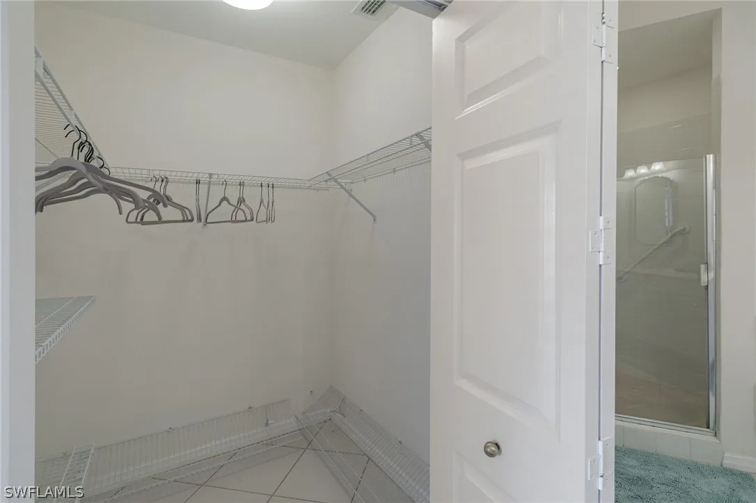 Naples, Florida 34102, United States, 2 Bedrooms Bedrooms, ,2 BathroomsBathrooms,Residential,Active,138566