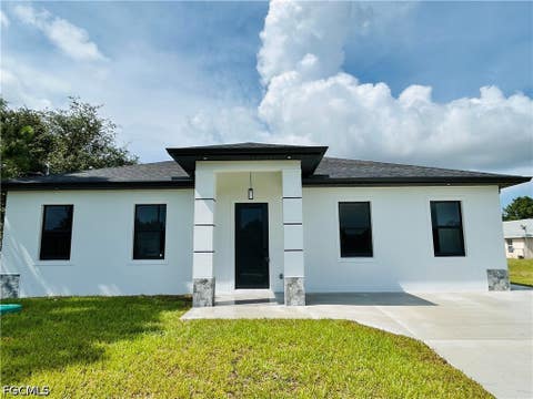 Photo of 3705 E 15th Street, Lehigh Acres, FL 33972 (MLS # 2026034993)