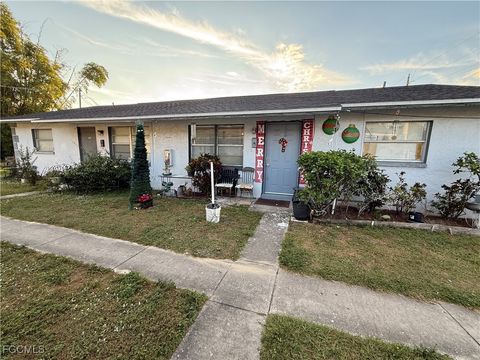 4438/4440 Glenwood Avenue Fort Myers FL 33905