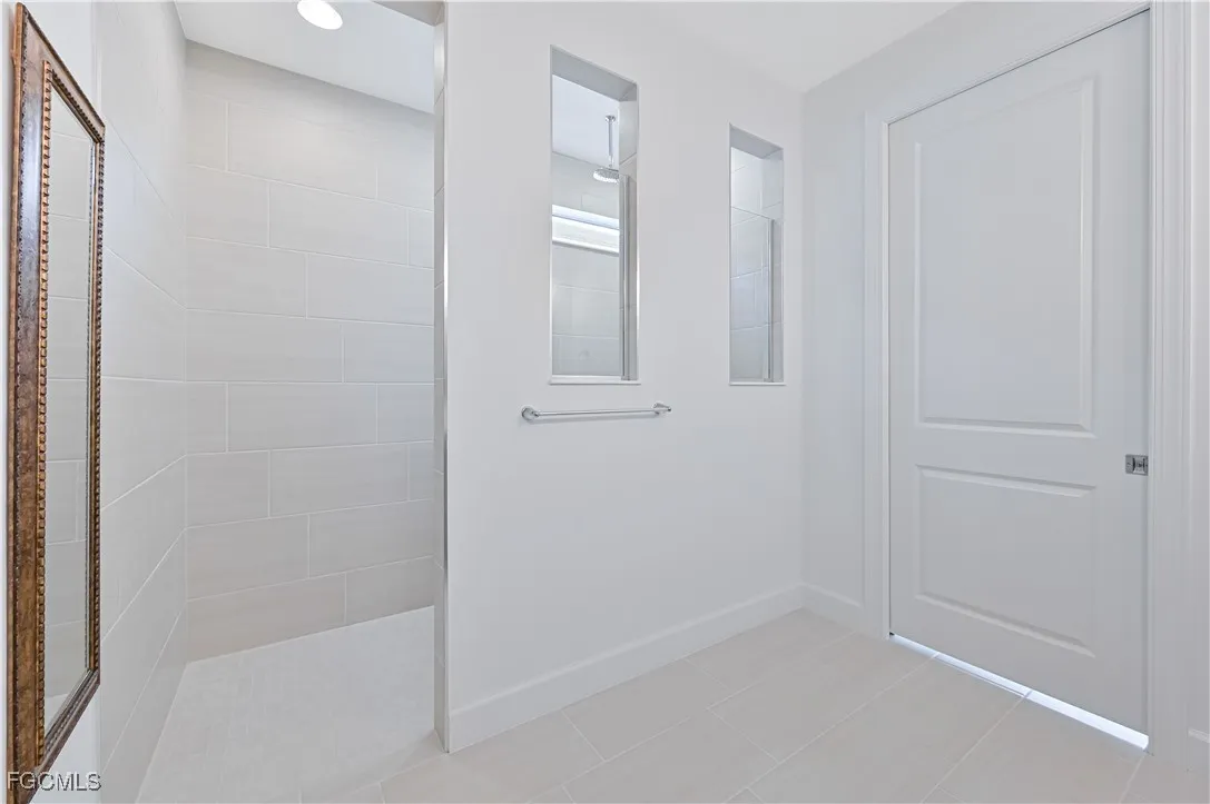 North Fort Myers, Florida 33917, United States, 3 Bedrooms Bedrooms, ,3 BathroomsBathrooms,Residential,Active,247758