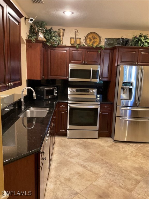 17560 Brickstone Loop