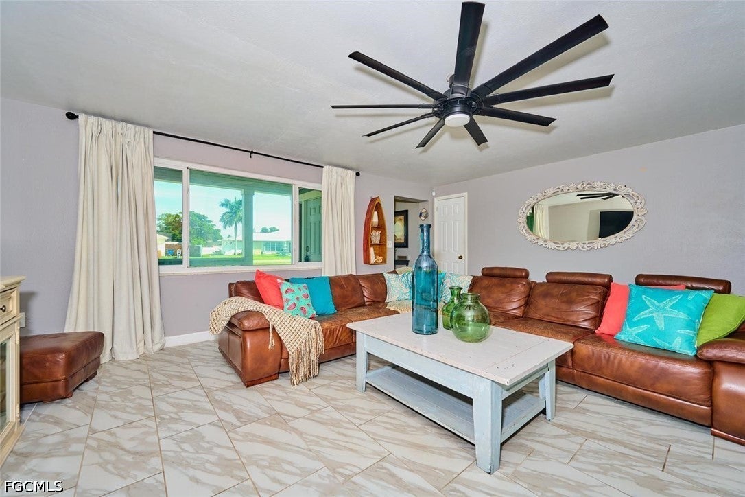 2212 Crystal Drive