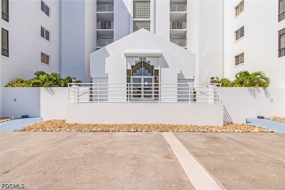 4745 Estero Boulevard 201