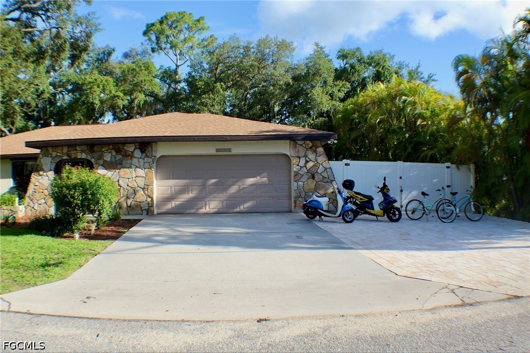 13529 Island Road