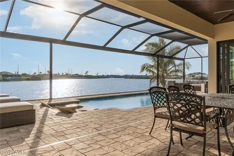334 NW 25th Terrace, Cape Coral, FL 33993 - MLS#: 225007023